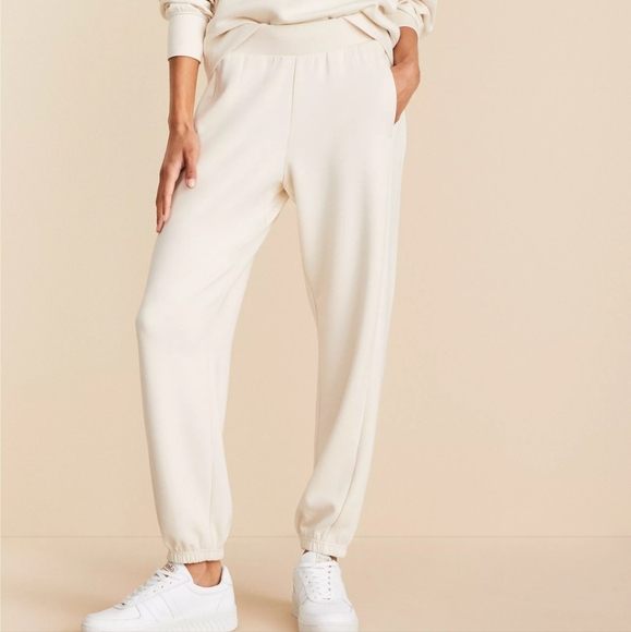 Lou & Grey Pants - Lou & Grey Scuba Soft Joggers With Pockets